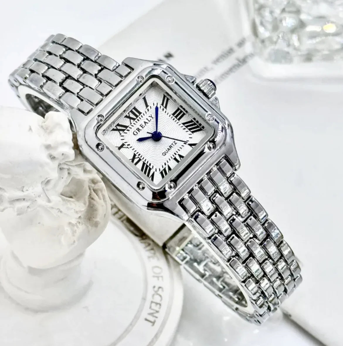 Retro Waterproof Diamond Watch