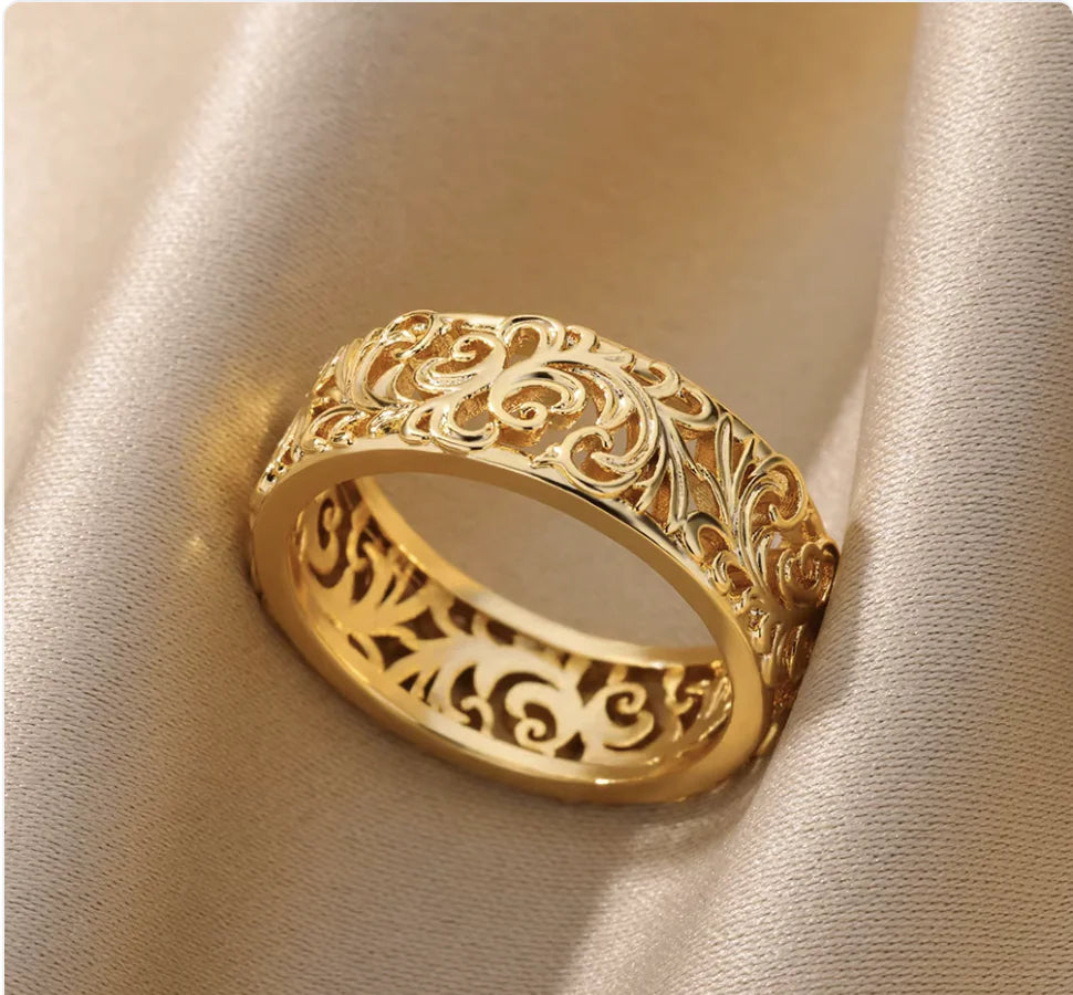 Copper Flower Zircon Diamond Ring