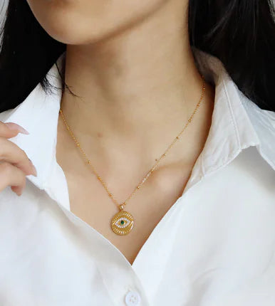 Vintage Gold Demon Eye Necklace with Diamond Pendant