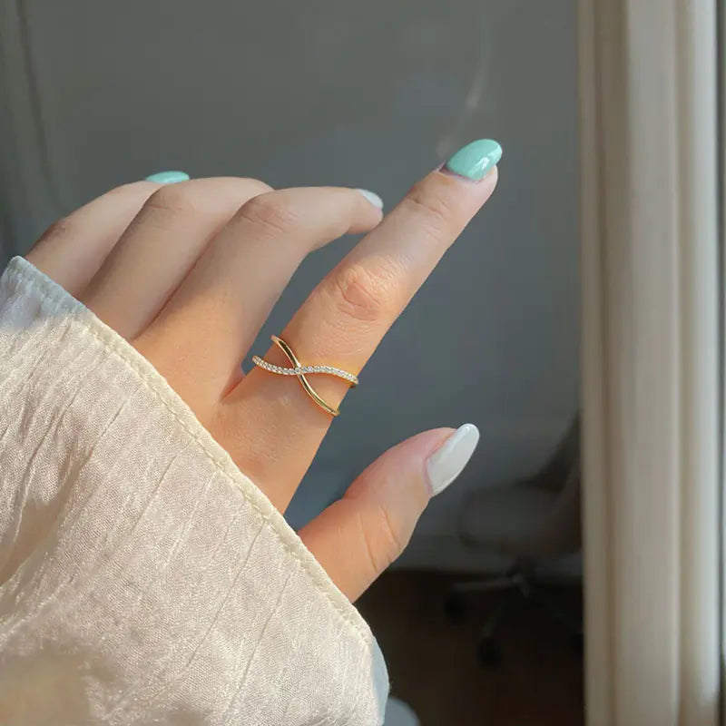 14K Gold Ring in French Diamond Design