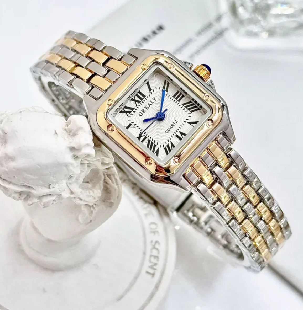 Retro Waterproof Diamond Watch