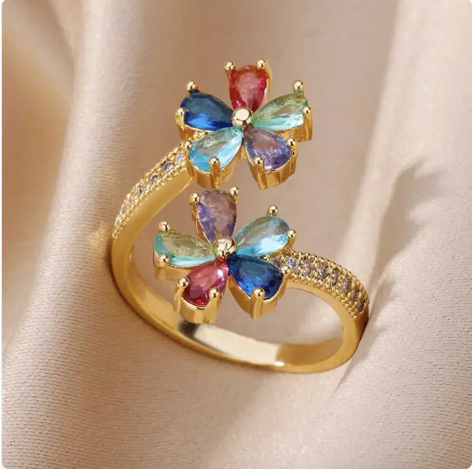 Copper Flower Zircon Diamond Ring