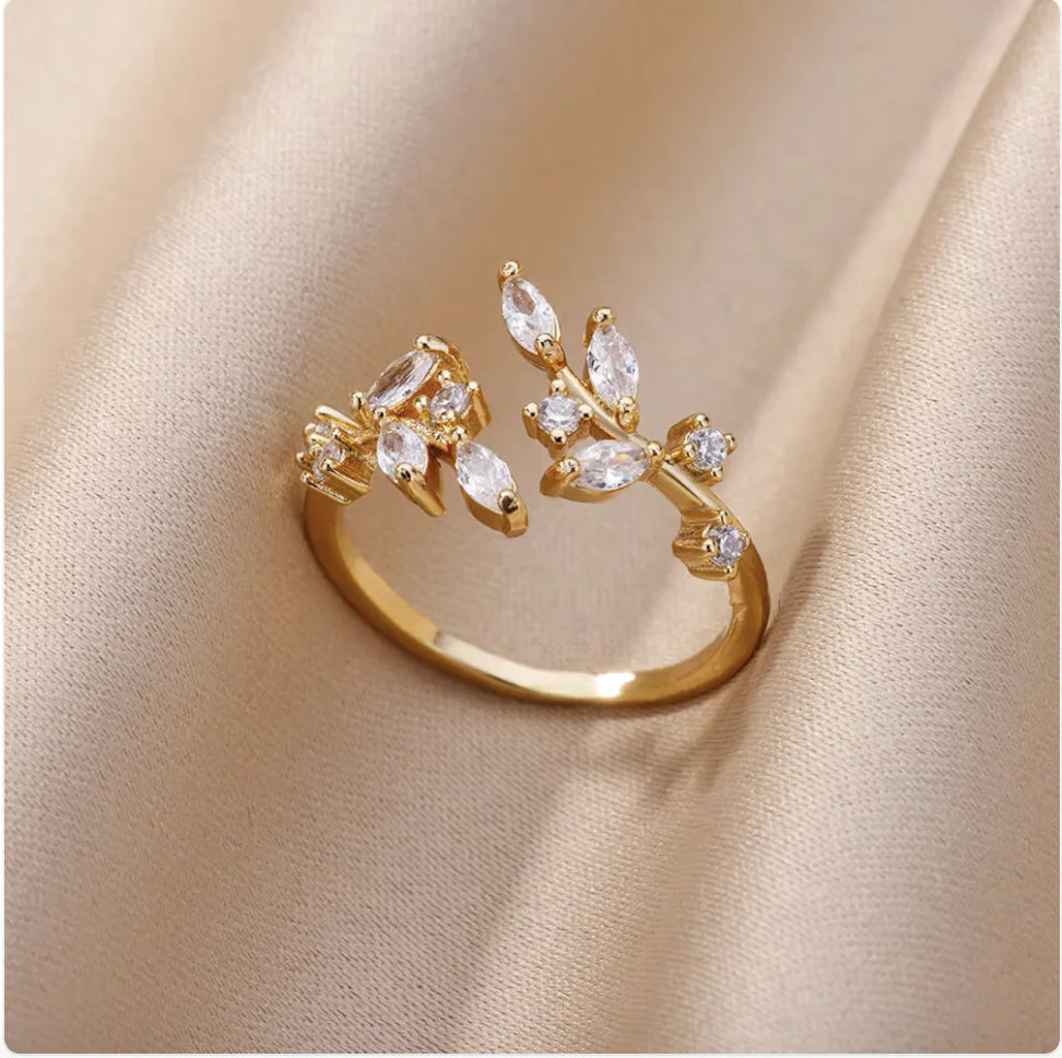 Copper Flower Zircon Diamond Ring