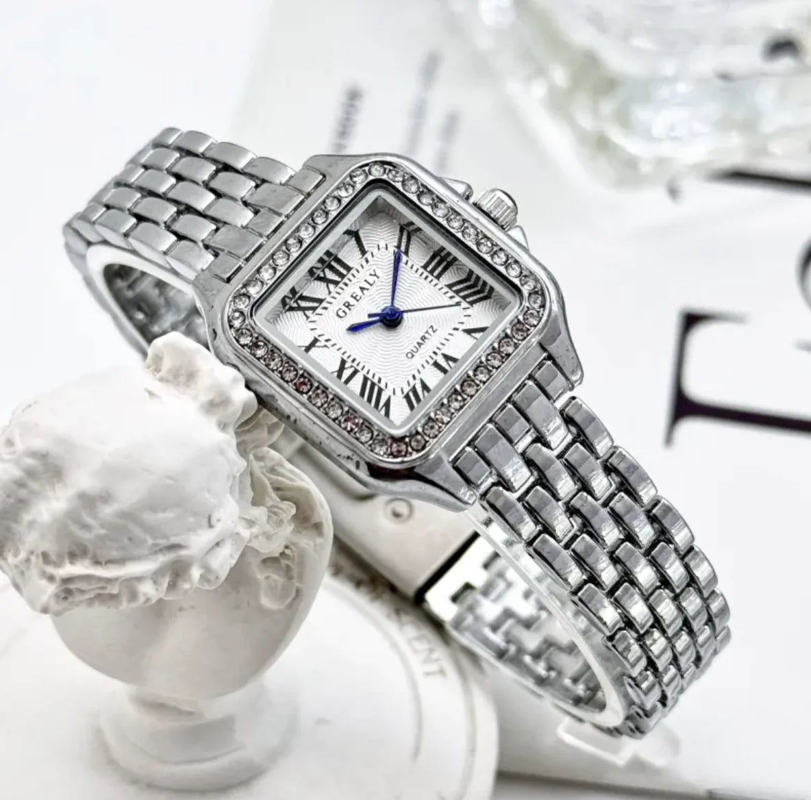 Retro Waterproof Diamond Watch
