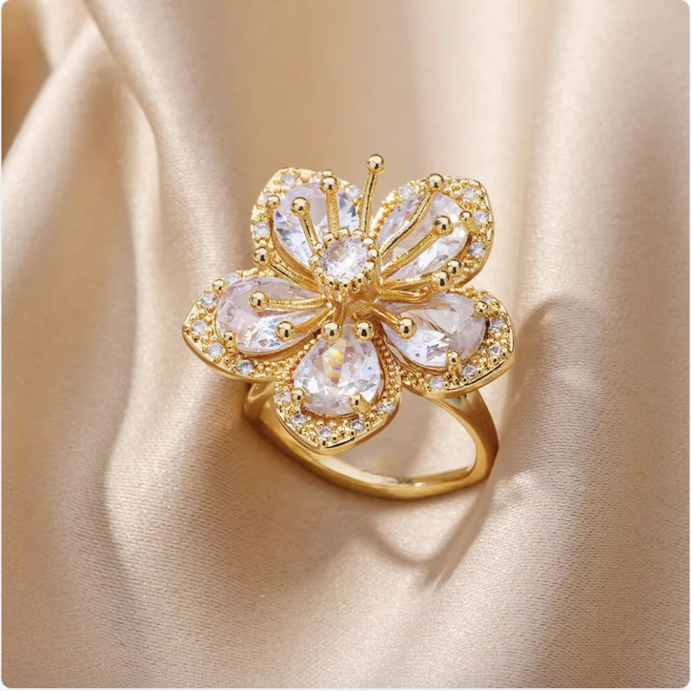 Copper Flower Zircon Diamond Ring